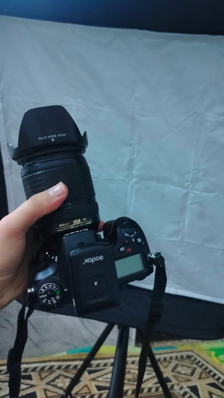 كامرة نيكون 7100 مع عدسة 18-140

مع كامل ملحقاتها ، شترها 47الف 

525 ألف وبيها مجال بسيط مكاني الموصل 
واذا مع الأضائة سوفت بوكس 580الف قفل قفل


**إذا كنت صاحب هذا الإعلان وتريد حذفه لأي سبب، رجاءا أرسل رسالة إلى الدعم الفني**