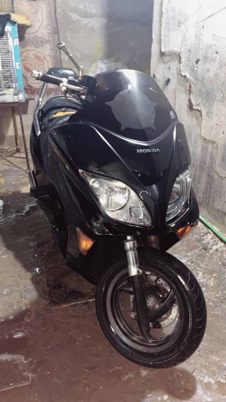 سلام عليكم حبايب هاي الفورزه للبيع كلشي مابيها ونضيفه وشغاله 100% بس رايدلها باتري اصلي وتشتغل مكاني كربلاء و العسر 600للتواصل *********** او ادخال ع الخاص
