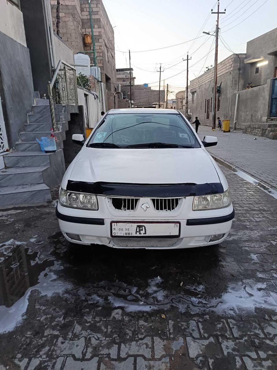 السلام عليكم سمند 2010 سياره بأسمي رقم انكليزي سنويه لل 2030 سياره جاهزه وحلوه بأسمي السعر 30 ورقه وبيه مجال قليل بصره مشراك ***********
