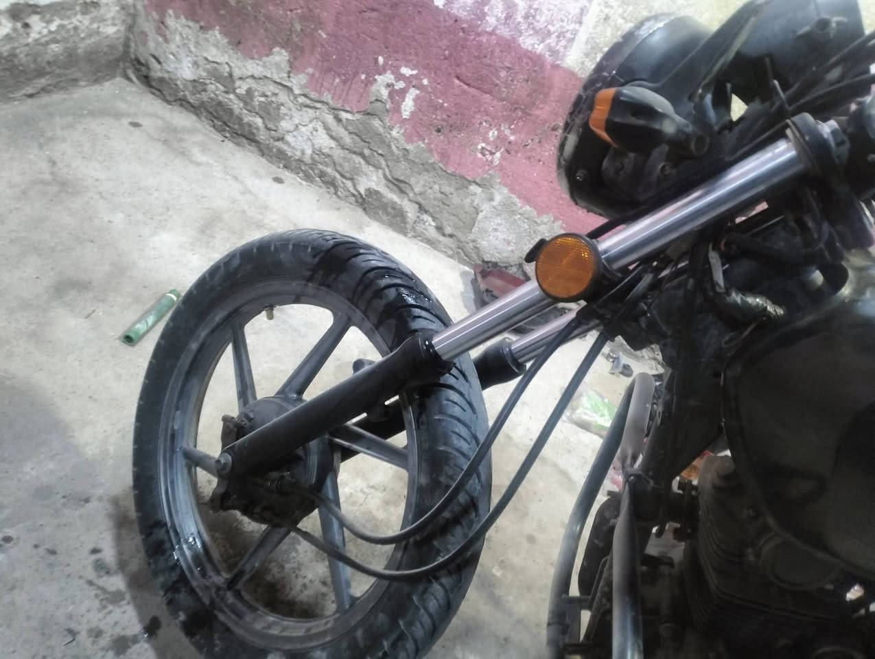 سلام عليكم دراجه كي واي مديل 23 كلك كلك مكفوله من سرقه السعر 500 وبيه مجال (كلشي يشتغل بس سلف لن الباتري يرادله شحن) *********** متواجد واتساب
