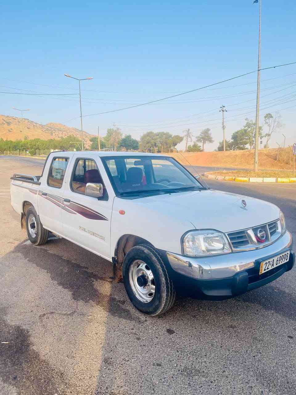پیکاب نیسان 2009یابانی سەنەوی تاکۆتایی 2031نوێیە  چوارجاو کارەبا گێڕو مەکینەو تەبریت وبەناوکردن بەشەرت ، دوو سێ پەڵە سبوخی هەیە سۆنەریم داناوە  نرخی 135و مەعمەلە ***********
