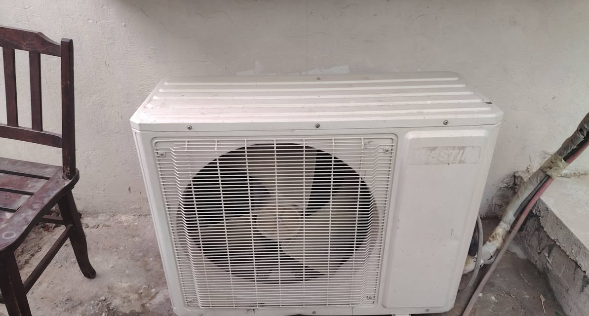 سبلت WESTIN اصلي ٢طن نظيف جدا ما داخل تصليح
 تبريد ثلج السعر ٣٧٥
 ***********
