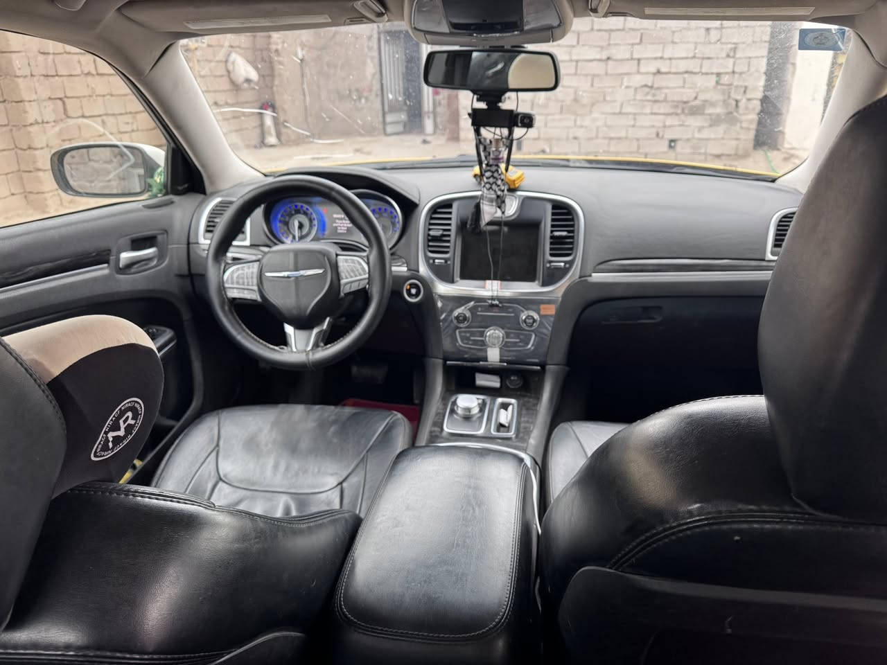 سلام عليكم من رخصت مدير الكروب
أوباما 17 معلايه 22سياره حادثه مجاملغ وبنيد والباقي كفاله 

كير ومكينه وكسن وحداده جديد وتخم تاير جديد مصفره هيه وغرامات كهربايات كله شغاله تدفه تبريد 

السعر 205وبيه مجال مجال حك الجيه المكان البصره 
***********
