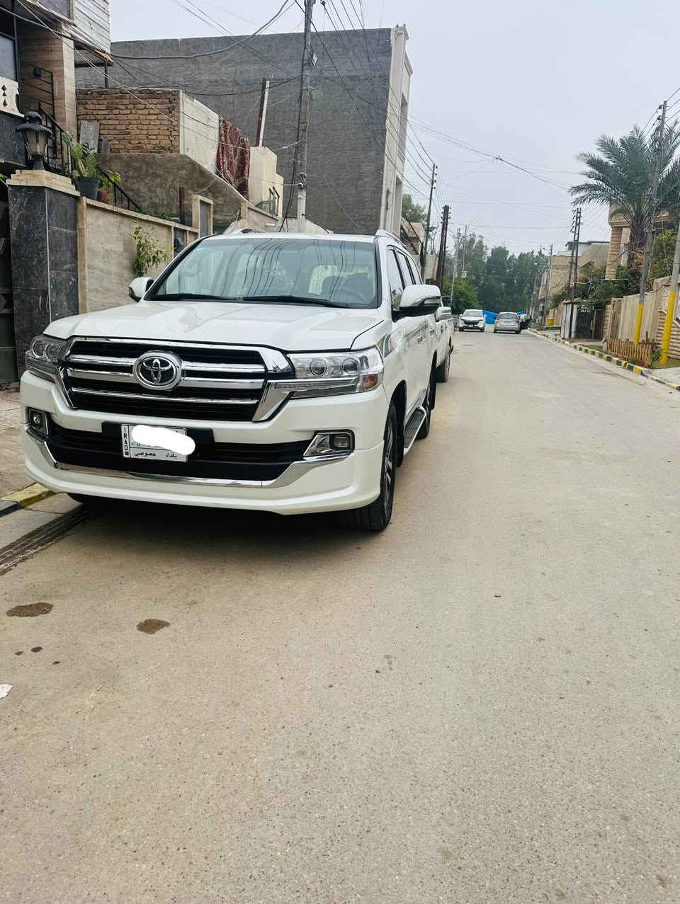 سلام عليكم 
لاندكروز ساز موديل 2012  محدث داخل وخارج بلاد سياره نظيفه جدا
 حداديه مكينه كير كله بلاد 
تبريد ثلج 
تخم تاير جديد  حجم 21 
محرك 4000
ثلاجه . مري قلاب . تحكمات .شاشه لمس . ماشيه 196 k
سياره محدثه لغرض الجماليه فقط 
رقم السياره بغداد 
مابيها اي حادث  وبالعافيه عل ياخذها سياره خير من الله
السعر المطلوب 34 الف  قابل للتفاوض 
عنوان / بغداد / حي الجهاد 
***********
