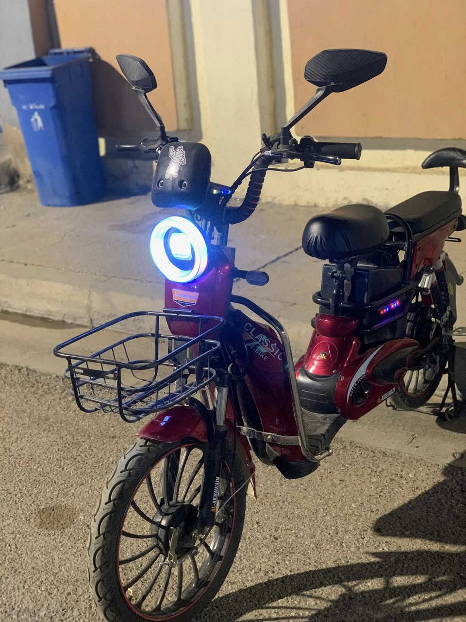 السلام عليكم دراجه شحن للبيع بطاريات لبارحه شديتهنً جدد نضيفه حيل جهاز إنذار 2 كله شغال السعر 340 وبي مجال


**إذا كنت صاحب هذا الإعلان وتريد حذفه لأي سبب، رجاءا أرسل رسالة إلى الدعم الفني**