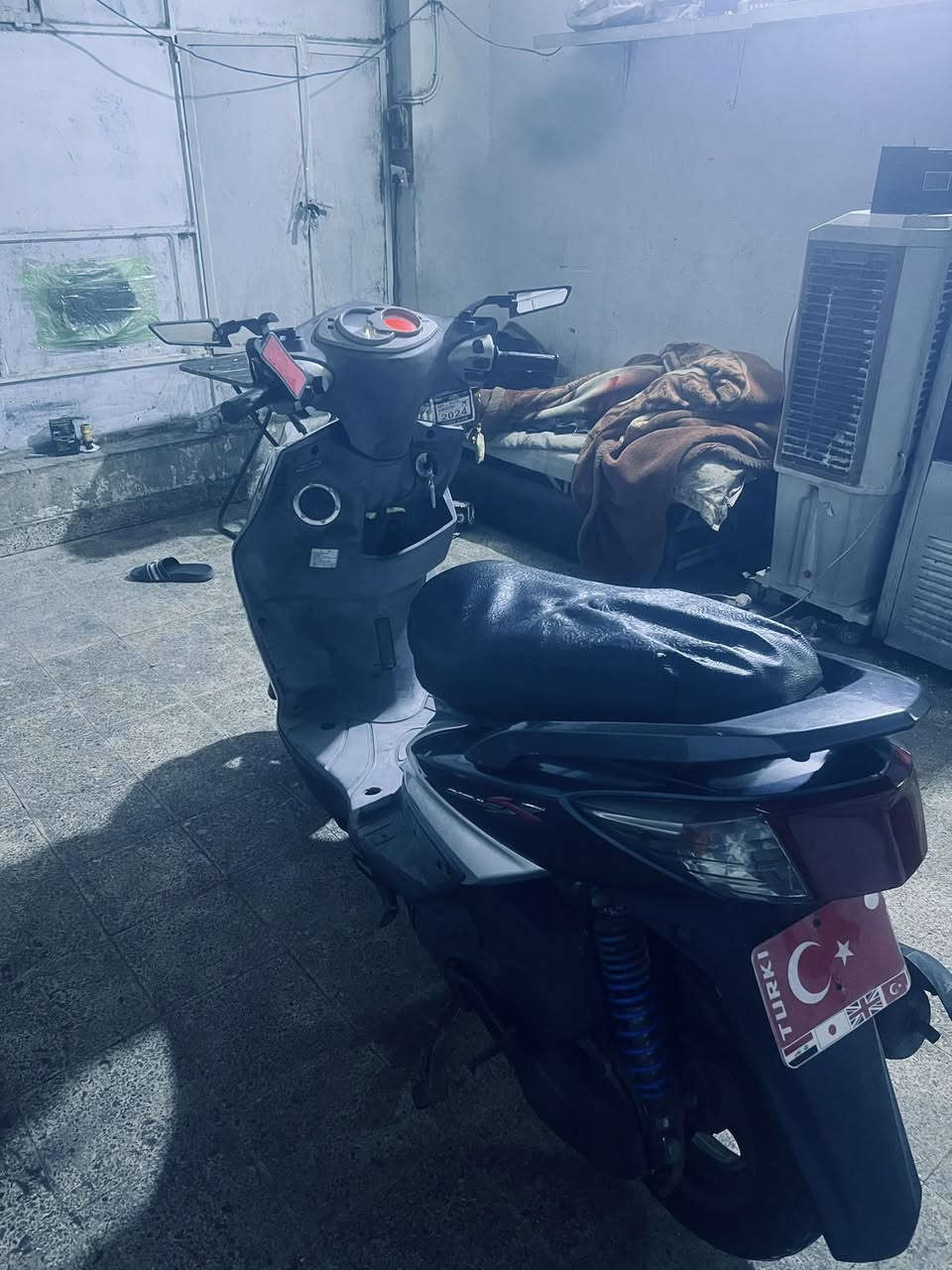 السلام سكنس فحل
رمبة رمبة رمبةة 
لون فيلي
كفالة عامةة 
اي نقص مابيه
دراجه نضيفه بمعنى الكلمة
زلغ مابيها
عنوان بغداد بلديات
للاستفسار ‭0788 406 6430‬
