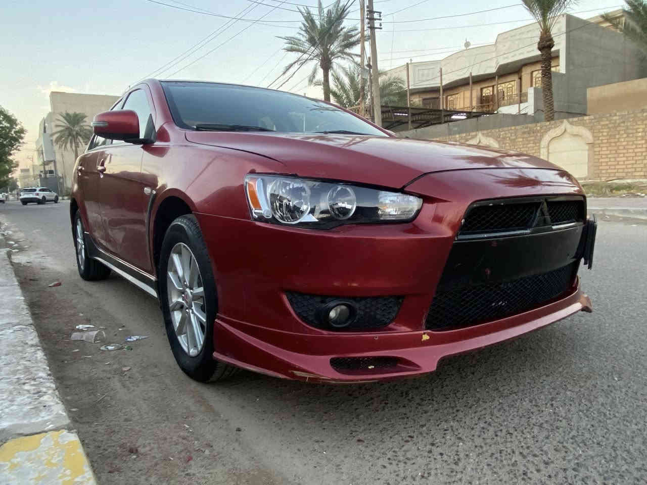 للبيع لانسر قرش موديل ٢٠١٦ رقم بغداد بأسمي سيارة مال جناي كامرتين امامي خلفي تحكم ستيرن  حساسات فتحة مكفولة ماعدى صبغ هلال بالچاملغ  الخلفي عكس السايق السعل ١١٠ وبيها مجال بسيط
مكان بغداد الدورة .  ***********
