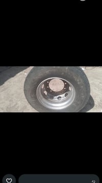 تاير سياره البيع الشراي ينتصل عرقم 07866558682