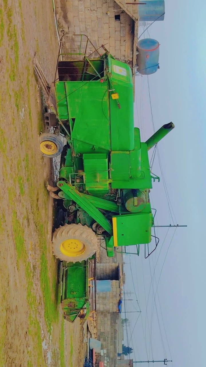 دراسه جوندير موديل ١٩٨٠ رقم وسنويه قديمه محرك بي بخار بدون صرف تايرات امامي نص عمر گير اكسل وضع شركه بولبرين درام وضع شركه مصبوغه جماليه شرط الحصاد الهودرليك شي قليل بيه ترتيبات. الشاصي شرط مابيه قطرة لحيم. العنوان ناحية زمار قرية دبشية المشاهدة السايدين الجديد ربيعه الموصل.
رقم صاحب الدراسة
***********
***********
