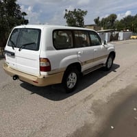 لاند كروز حديده مديل 2006 مكينة وكير اوتماتيك محورة 6 سلندر مكينة وكير...