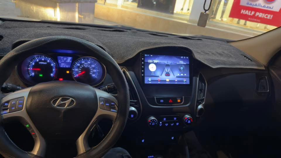 سلام عليكم توسان للبيع او مراوس موديل 2013 امريكي 2000 كير at ماشية 100 سيارة 3 قطع بنيد وجاملغ وباب جهة السايق 
وجهة السايق بيهة ملاحضات كدامكم  سعر 123 مكاني حلة رقمي ***********
