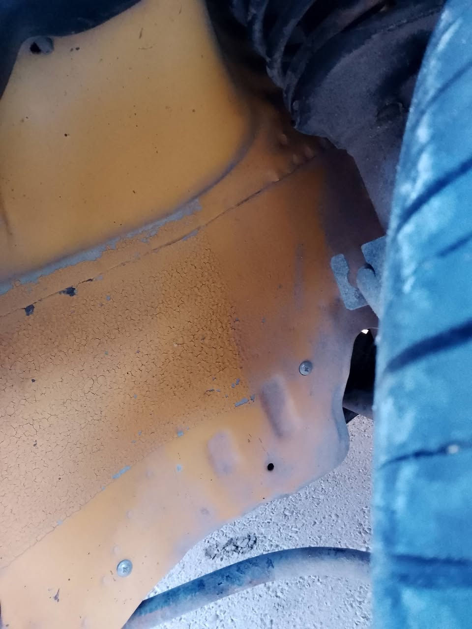 سلام عليكم سياره سايبه مديل 2011 هزه سنويه جديده ابسمي سياره خير من الله محرك كشر  كير دوشمه السعر 28 عنواني بغداد حي النصر ***********
