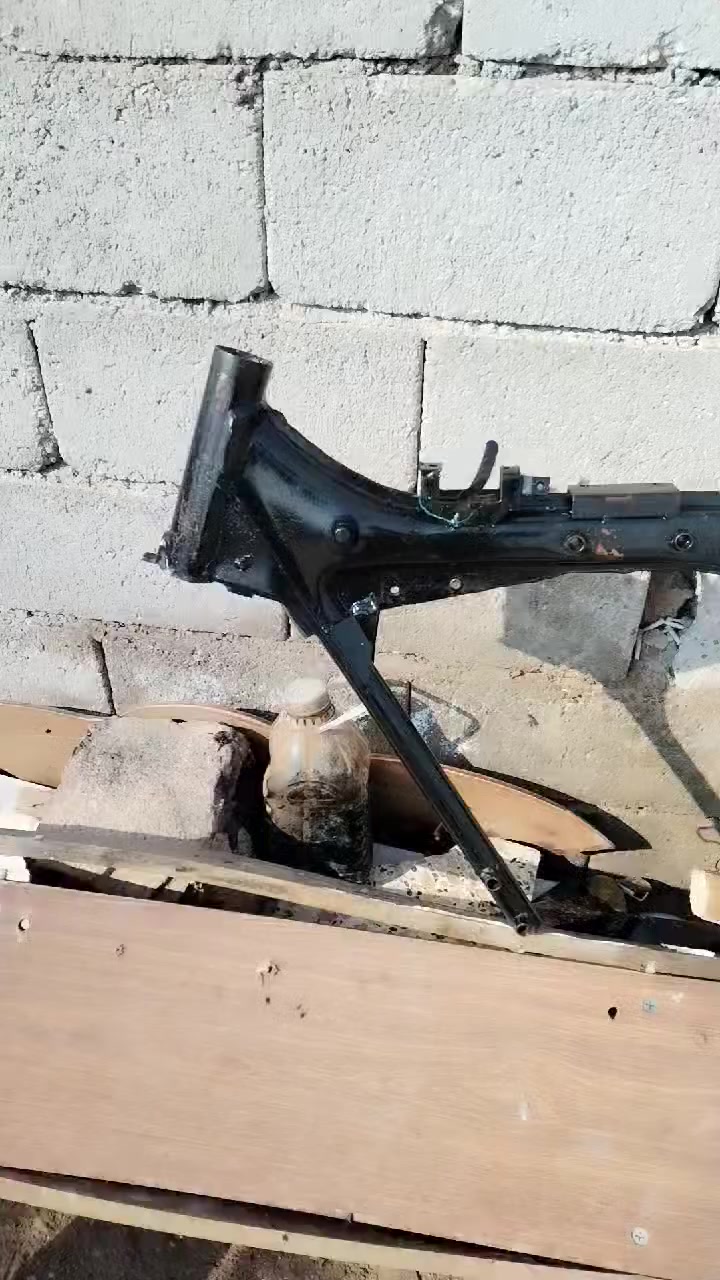 سلام عليكم شاصي اربعه گير
للبيع سعر 35 مكان كربلاء الستراتيجي مال النفط المزارع للأستفسار ***********
