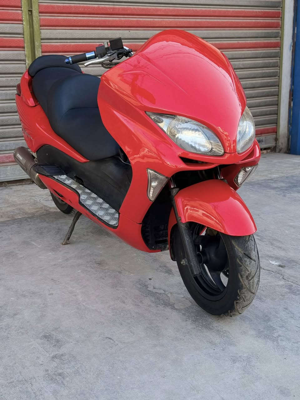 فورزا 08 للبيع بصمة صفر سمانيه عميه بلادي  لون مميز فول
تزويد 🦉بومة اكزوز رياضي طرب 
منضومة زنون مكينة ناعمة جاهزة 
دراجه كلش حلوة /  أي نقص ما بيها 
شلعه معدل / كهربائيات كلها شغال /  
  اوراقها كامله 
سعرها ( 950) مكاني بغداد مدينة الصدر 
اللاستفسار : هـ ***********
