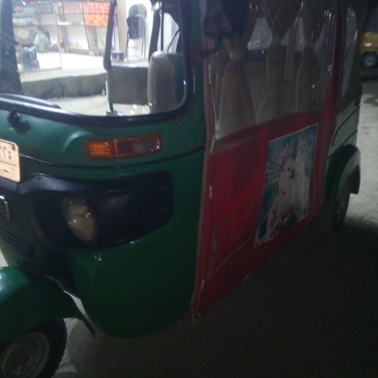 سلام عليكم شباب تكتك موديل 21 رقم وسنويه بغداد باسمي تحويل شوكت ميعجبك بس لغد ضربه بصيطه ولباقي كفاله كهربائيات شغاله جاهزة كبل لشارع تراي زيرو مكاني بغداد سبع قصور سعرها ٦٩٠٠ وبي مجال قليل جدا ***********
