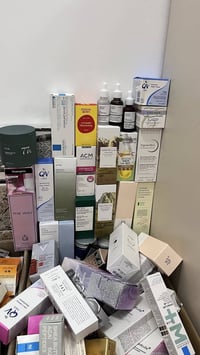 عناية بالبشرة • عناية بالشعر • شرط الفحص