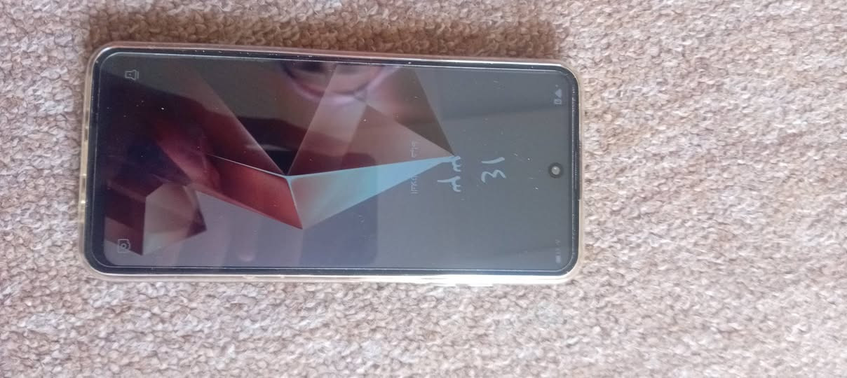 سلام عليكم موبايل انفكس نوت ٥٠برو للبيع صيني اي عيب مابي كارتونة موجوده سعره ٥٥ رقم موبايل ***********وتساب
