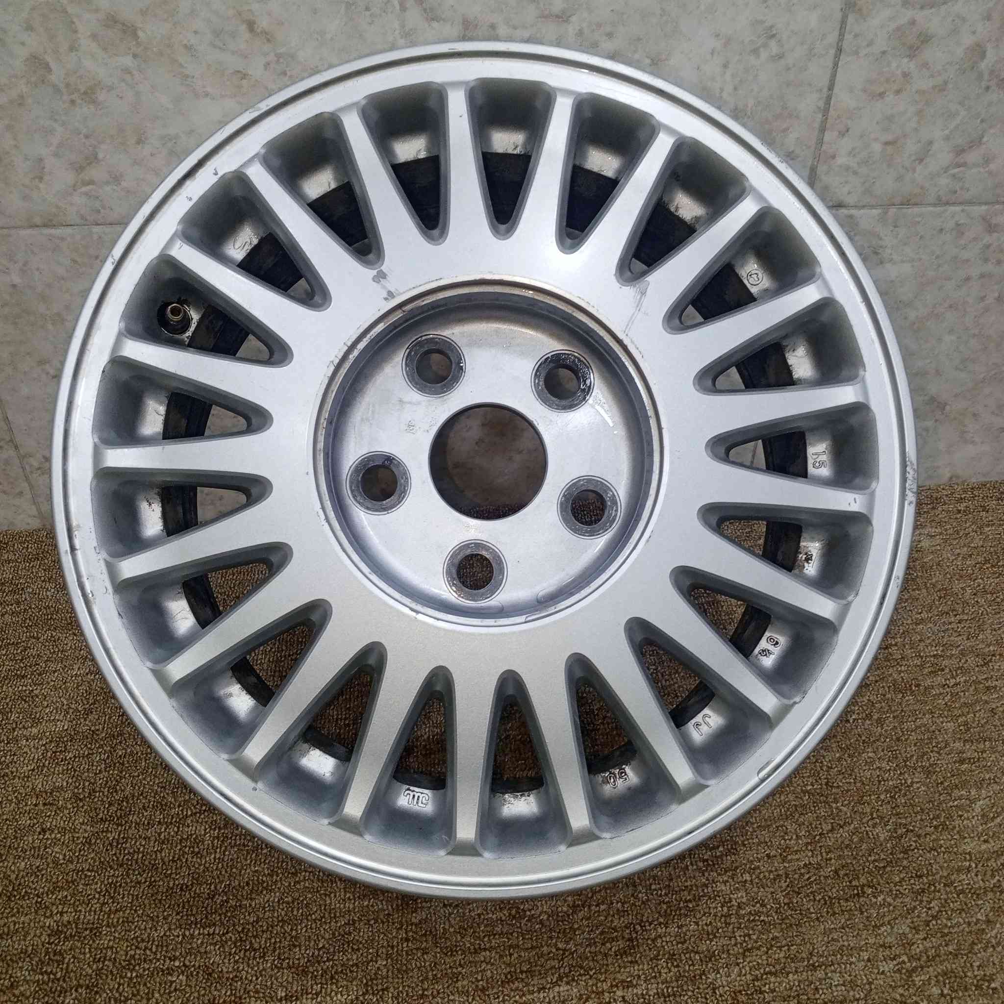 تخم ويل راس الثور فلات للبيع جديد حاويه لامصبوغ ولامجلي جديد بدون كبات مكاني نجف ***********
