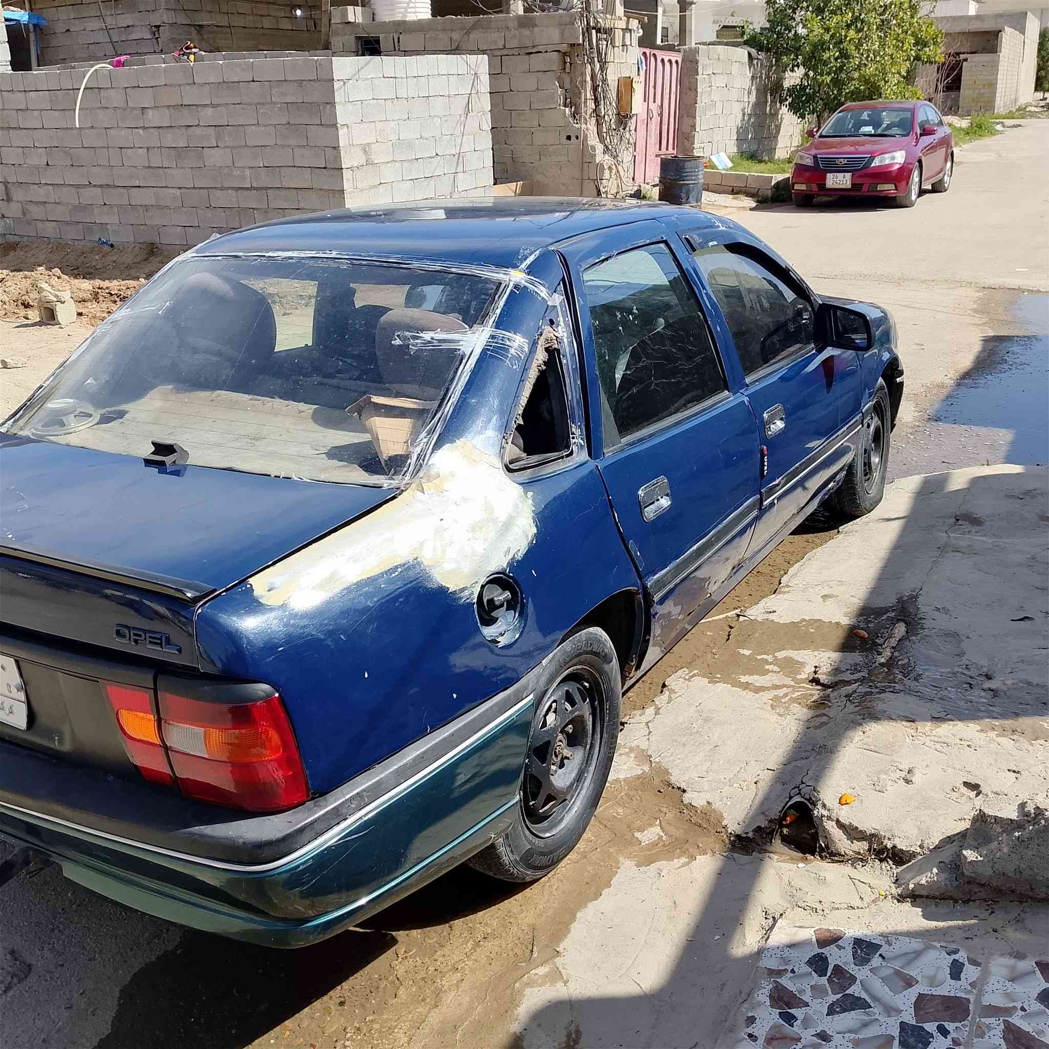 اوبل فكترا 1600محرك  1992  شرط التحويل سعر 25 وبيه مجال للطيبين المكان سامراء    ***********
