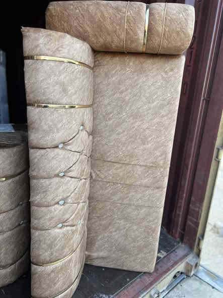 #مجمع_بلاش عنوان الجودة والجمال😍🩷 
اليوم وصلت حاويه ديوان وتخم وبعد باجر توصل حاويه كاونترات متوفر بجميع الالوان
  تخم اوكاونتر نشتغل جميع القياسات 
🔥 #العنوان  #مجمع_بلاش_للاثاث
(#بالة_وجديد) 
#واسط_قضاء_النعمانية
#قرب_اعدادية_الزراعة 
#او_قرب_سيطرة_تقاطع_حجام 
موبايل📞📞 
***********
***********
***********
 اسعار جدا حلوه
للحجز والاستفسار مراسلة الصفحه 

         #وتساب         #ماسنجر
