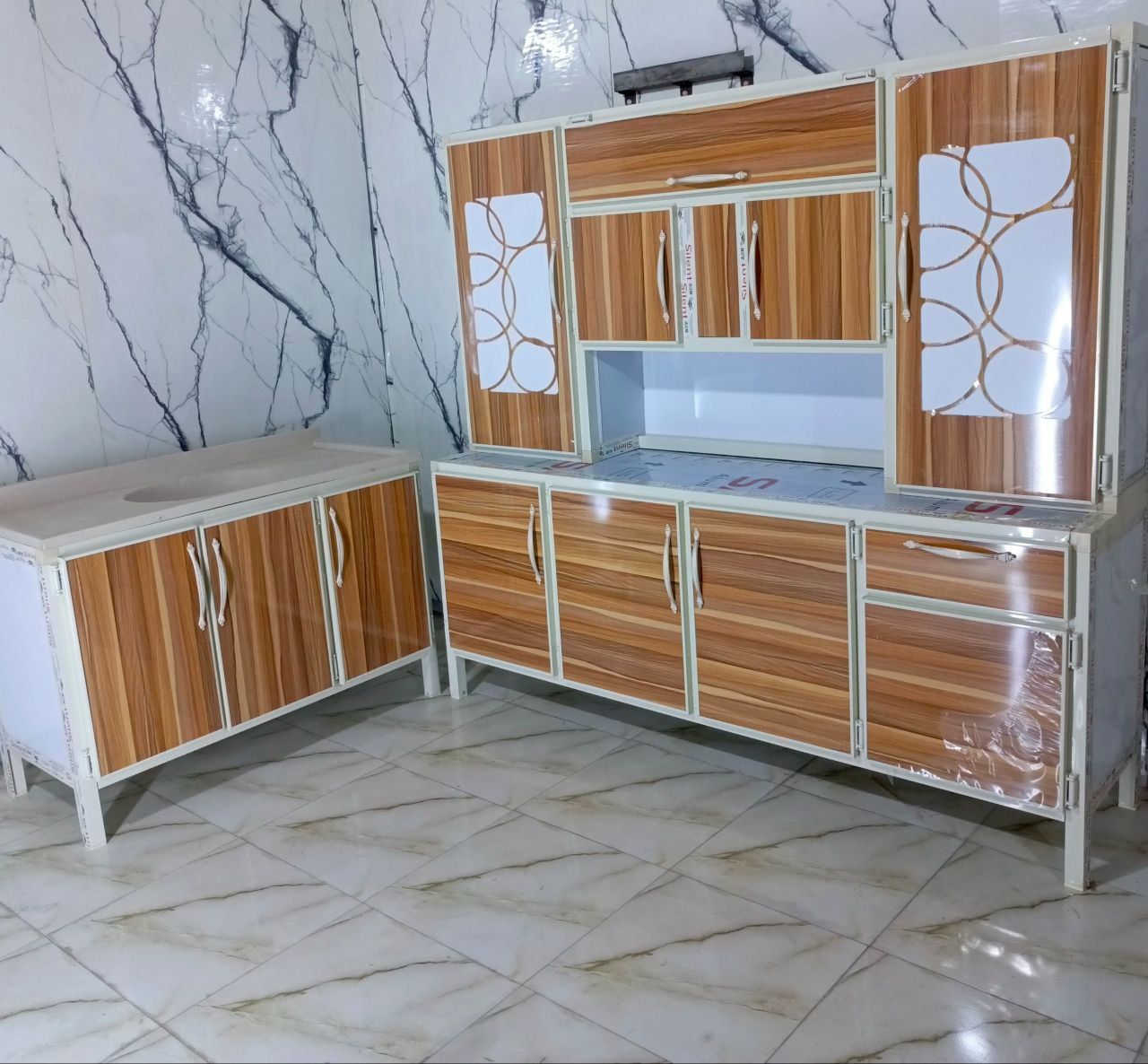 كاونتر ٣ قطع
الارضي والملحق مترين
السنك متر و٢٠ سم

السعر ٣٠٠

التوصيل  🚚🚚🚚

ناصرية // 20  الف
بصرة //    25 الف


**إذا كنت صاحب هذا الإعلان وتريد حذفه لأي سبب، رجاءا أرسل رسالة إلى الدعم الفني**