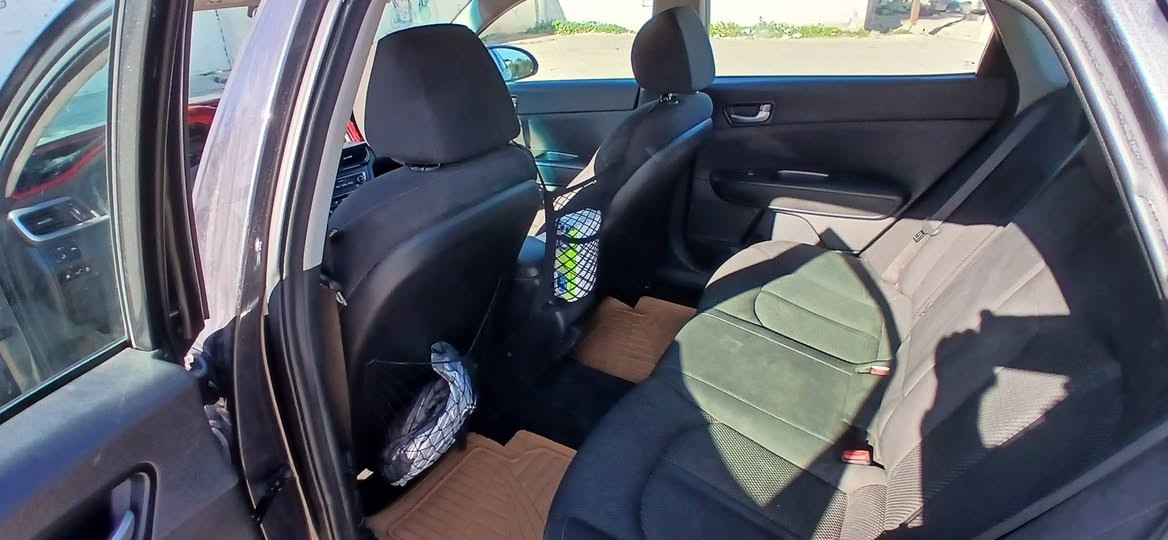 كيا اوبتيما موديل 2019  حادث قطعه وحده  خلفي بدون ايرباك باسمي رقم بغداد السعر 135 بيها مجال 
***********
مكان السياره بغداد البلديات
