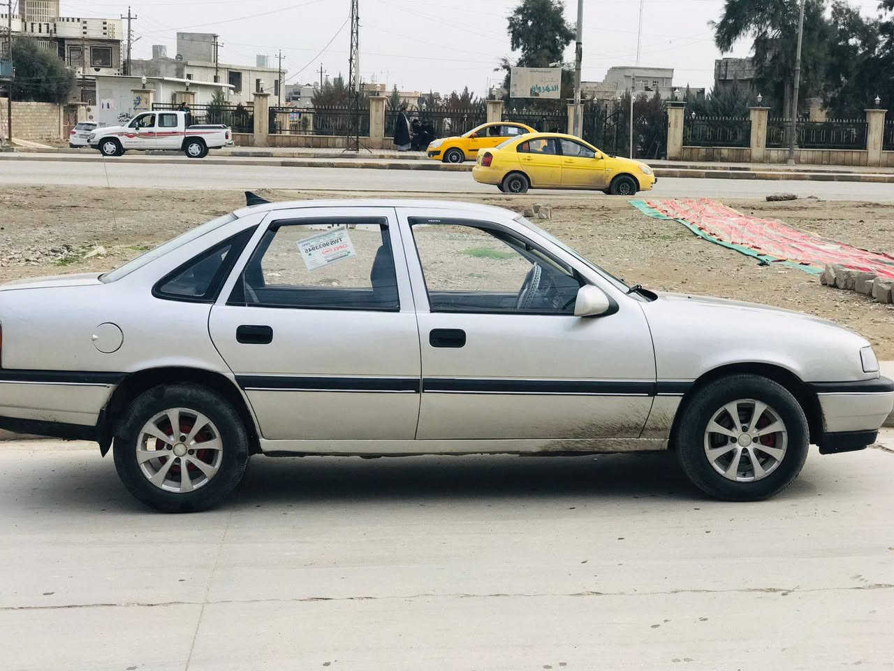 اوبل فكترا  حجم ١٨ موديل ١٩٩١ السياره مصبوغه جماليه رقم نينوى الماني كير ومحرك شرط كابون بانزين السياره طخم جديده تواير جديده استيرن بور  السعر  ٤٥ وبيها مجال بيكم خير وتدللون الخاص مفتوح ***********
