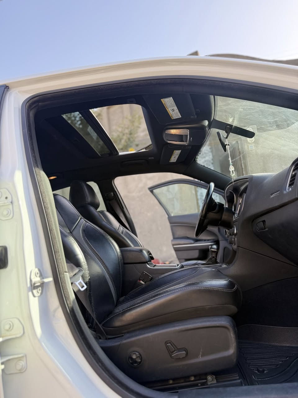 سلام عليكم رمضان كريم
للبيع دوج جارجر مديل 20 اصل مرمز 23

كفاله عامه حتى من زلغ

سياره وارد امريكي فقط بيها تقرير تعمل وتسير مياه امطار

سياره كفاله ضربه صبغ تبديل كفاله حته من بارد كفاله حته دعاميات سياره كلهه على وضع شركه برغي ما مفتوح بيها

مواصفات فول لاخير ١/١  

كشنات كهربائي 

سلايت  فتحه  

حساسات خلفي

شاشه جبيره كار ابلي 

تخم تاير جديد ويل حساسات اطارات

لايتات زنون لد زنون ثلجي

تشغيل عن بعد

كتلوكات شركه بلاد 

مكينه كير حداديه تبريد كله بشرط على وضع شركه 

سنويه جديد تحويل ثاني يوم 

مكينه 3600 سته سلندر بدون اي فتح 

سياره كلش جديدة وجاهزه وكفاله وفول مواصفات ربع ما تحتاج 

حجريات شركه بلاد 

لا استفسار  ***********
