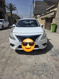 نيسان سني هندي موديل 2019 السياره نظيفه ماشيه 66 الف كيلو بيها بارد بس...