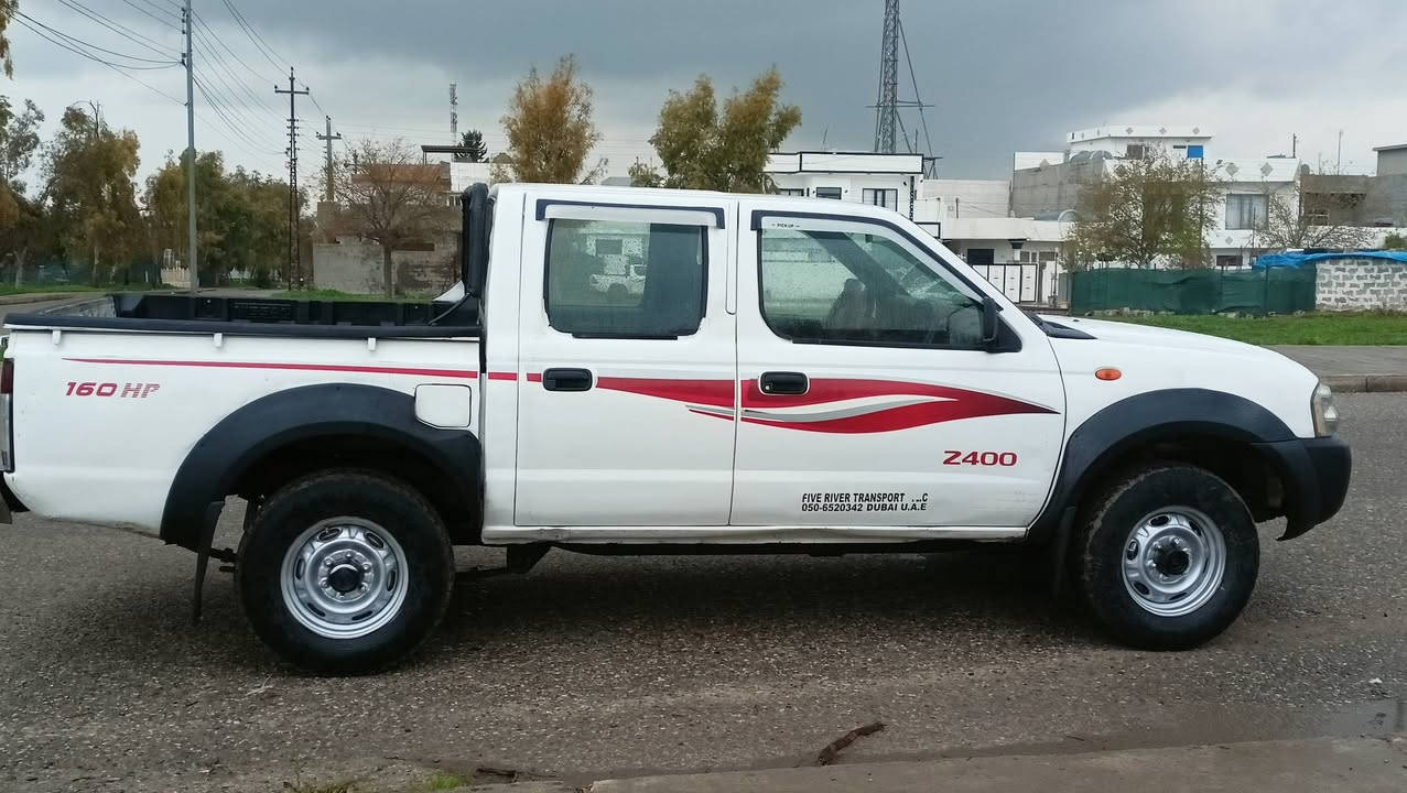 نیسان دوبە ی لیزەر مودیل 2011 گێرمە کینە ئە کسل
بە بڵ ئە کسل بە شە رت 
پە لە پە لە بویاخی هه یە یە 
بێ دە عمو  لێدان 
نمونە لە جوانی 
بێ چرکە 
سعر 
78 گە ڵاو مە جال
شوێن چم چماڵ 
ژم 
***********
***********
