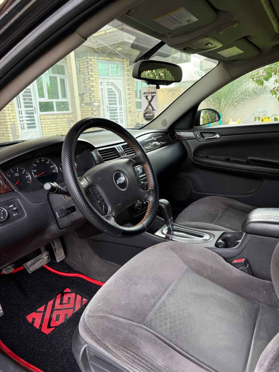 السلام عليكم 
إمبالا 2013 LT للبيع رقم بغداد تحويل مباشر ، مكينه 3600  مكينه وكير كفاله تبريد ثلج صدر 50 بالميه حادث خلفي جاملغ وقبق جنطه يعني بجم كبس ،مكان حله / الدبله السعر 105 وبيها مجال ..
للاستفسار ع الرقم ***********
