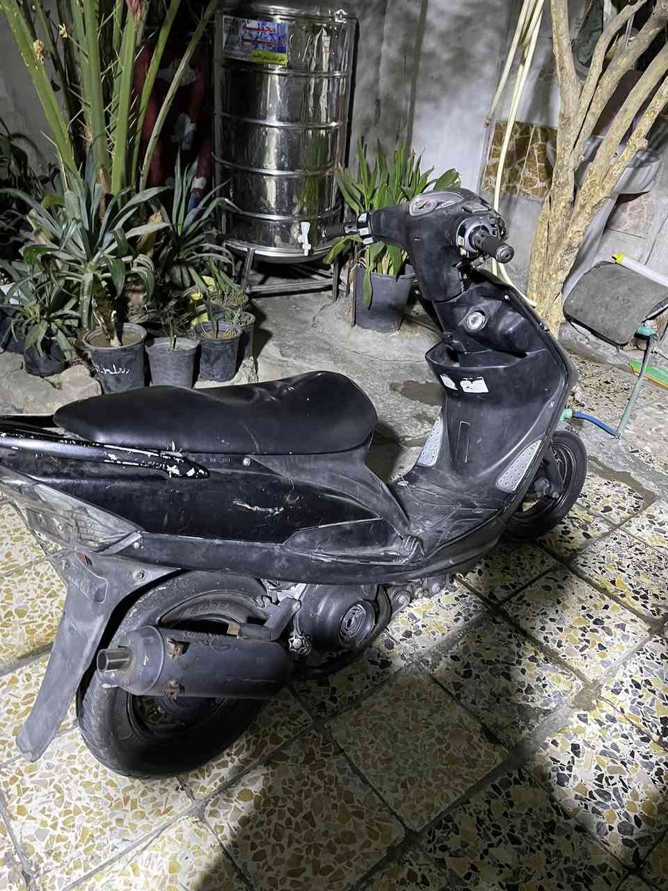 السلام عليكم شباب دراجه ماكس  البيع شغاله سلف وهندر
ماناقصه اي شي مختمه بوشه وبستم 55 شلعه ومعدل خير من الله كهربائيات شغاله باتري جديد  مكاني بغداد الحسينيه مال اراشديه رقم بي واتساب فقط ***********
