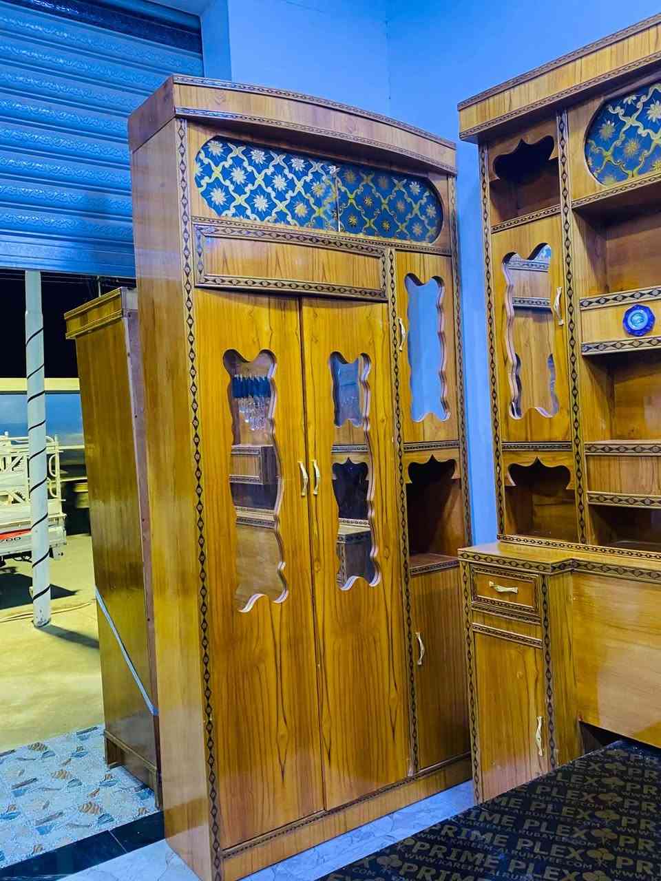 سلام عليكم  للبيع غرفه هودج اربعينيه قطعتين فصال حطاطه مستخدم شهرين.جديده
 عنوان الرمانه السعر مليون 200 وبيه مجال للاستفسار *********** واتساب
