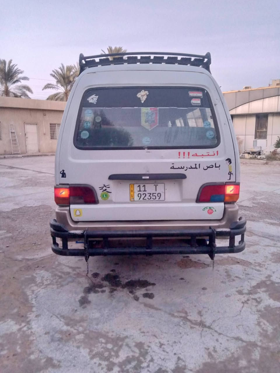 السلام عليكم موديل ١٩٩٢ السعر ٤٥ وبيه مجال ***********
