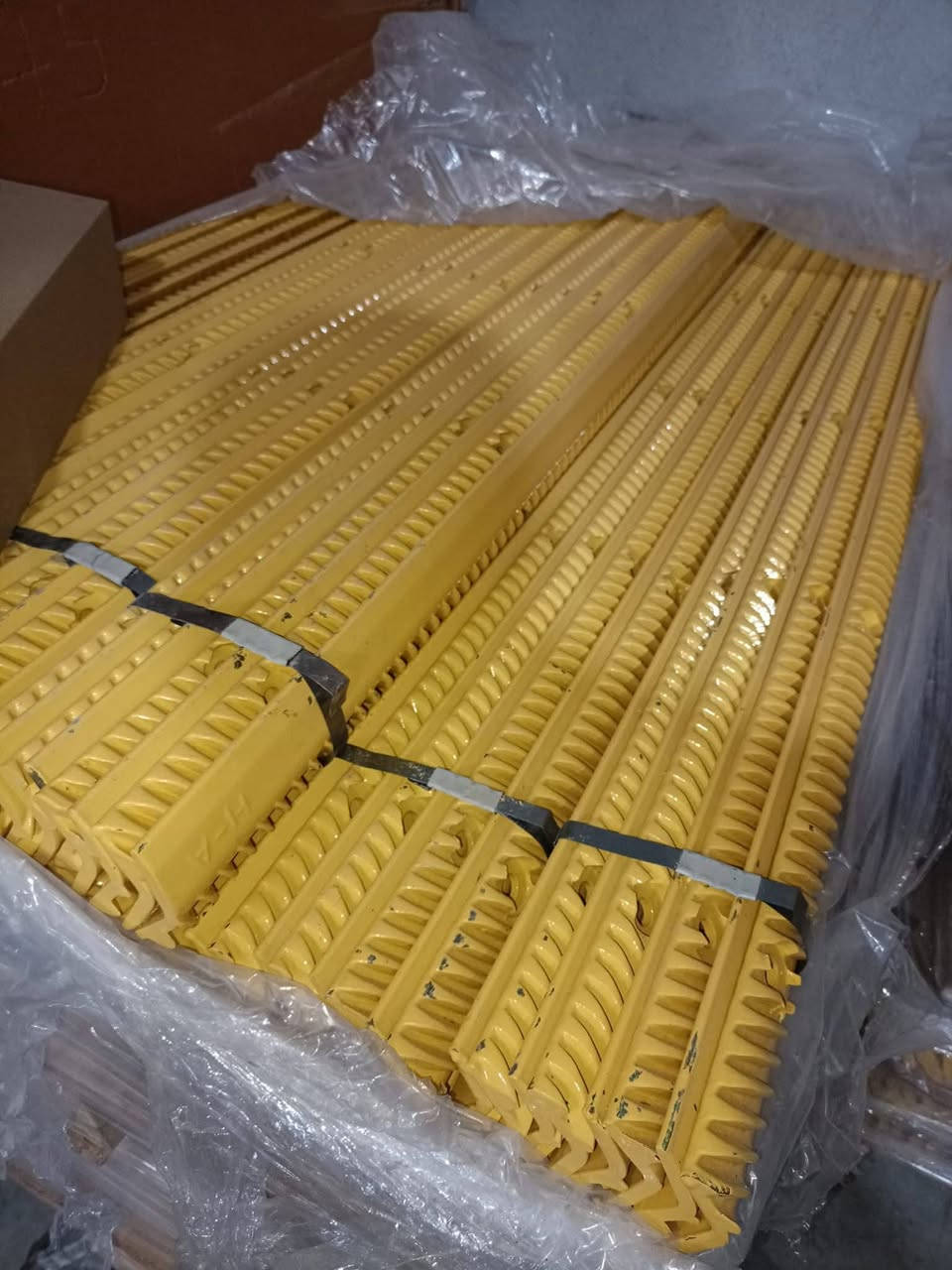 شەریکە زراعیە حاجی رفعت ( جملە)
موجود کل مواد نیهولاند    اربعە بلام و خمسە بلام
  عنوان  چەمچەماڵ   تریق  عام  کرکوک  سلێمانیە 
   ***********  واتساب    *********** واتساب
