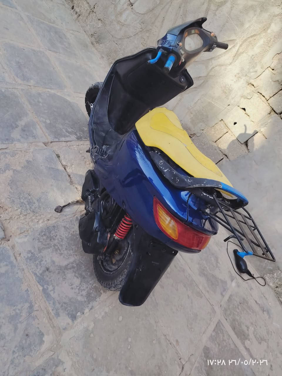 سلام عليكم فارشه للبيع فحال درجه نضيفه برغي ماعزله ***********
