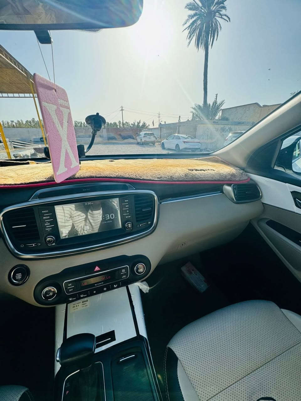 كيا سورنتو خليجي
موديل 2020 

محرك 6 سلندر 

مواصفات نص فول 

ماشيه 76الف km

رقم قادسيه بسمي مداور ثاني يوم

السونار مرفق معه الصور 

سعره 255 مجال بسيط جدآ 

العوان الرميثه 

الأستفسار ***********
