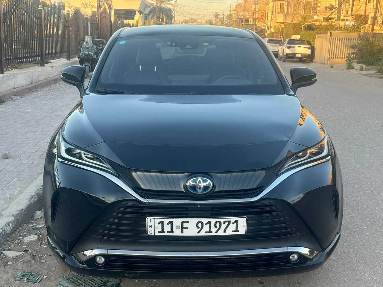 السلام عليكم فينزا موديل ٢٠٢٤ لميتد رقم بغداد باسمي عنوان البلديات *********** السعر ١٩٠ بيه قليل مجال حق الجيه
