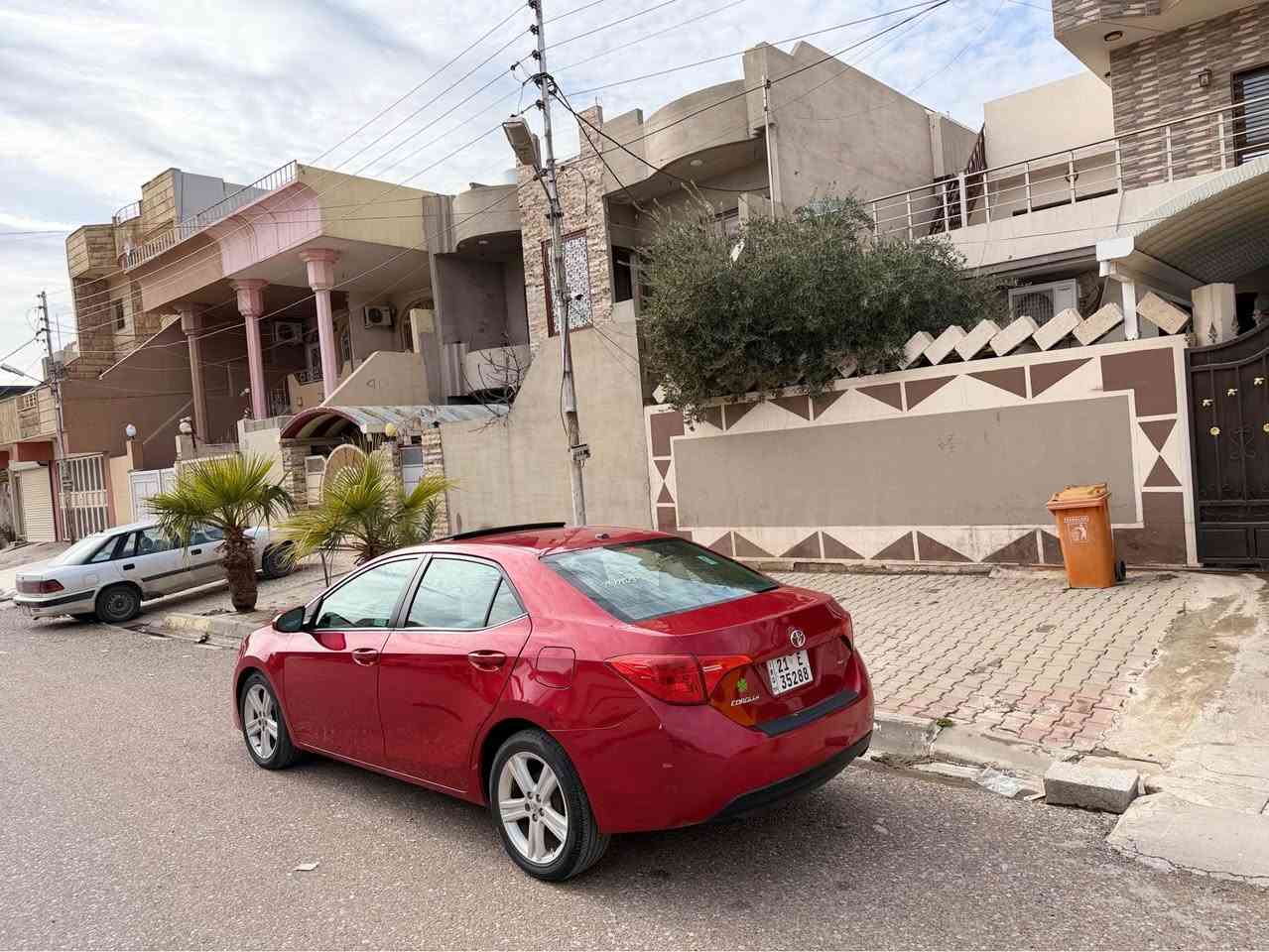 سلام كورلا موديل 2019 فول مواصفات فقط مو بصمه
فتحه سلايت داخل لونين ويل نجمه وبعد هـــــواჂ̤ مواصفات معروف كورلا رقم سنويه حديد بيها كوبون بانزين
ضرر فقط جاملغ خلفي وشبر يم رقم شرط بدون دواخل بدون ايرباك بجم كبس شرط حتى مـہטּ شخوط كير ومحرك شرط 
١٣٠ ماشيه مكاني كركوك يعجبج خابر معجبك آني ممنون
سعره 133 بيها كلش قليل حك جيه
رقمي *********** كركوك, العراق
