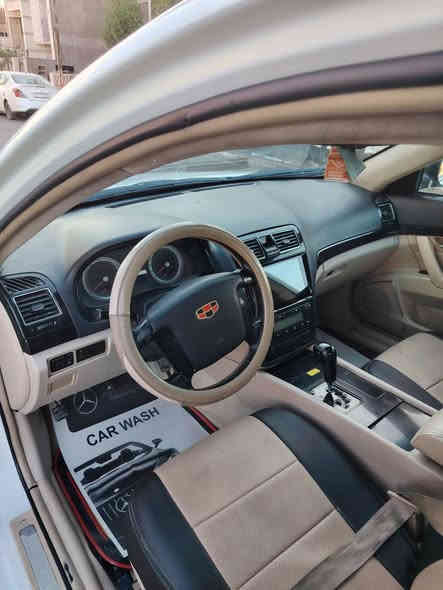 سلام عليكم ام كراند سي 8البيع سياره جاهزه بيهه صبغ حزام ثر خياسات كير مكينه مكفول مكينه النسر 2400سنويه ورقم جديد بسمي تبريد ثلج تخدم تاير جديد مكاني بغداد السعر 68 وبيهه مجال بصيط ***********
