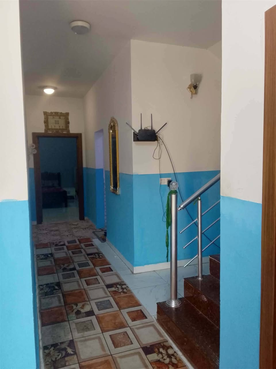 دار للبيع في مجمع الزهراء السكني الاستثماري في الديوانية المساحة 200 متر للاسستفسار الاتصال على صاحب الدار الرقم ***********  واتساب
