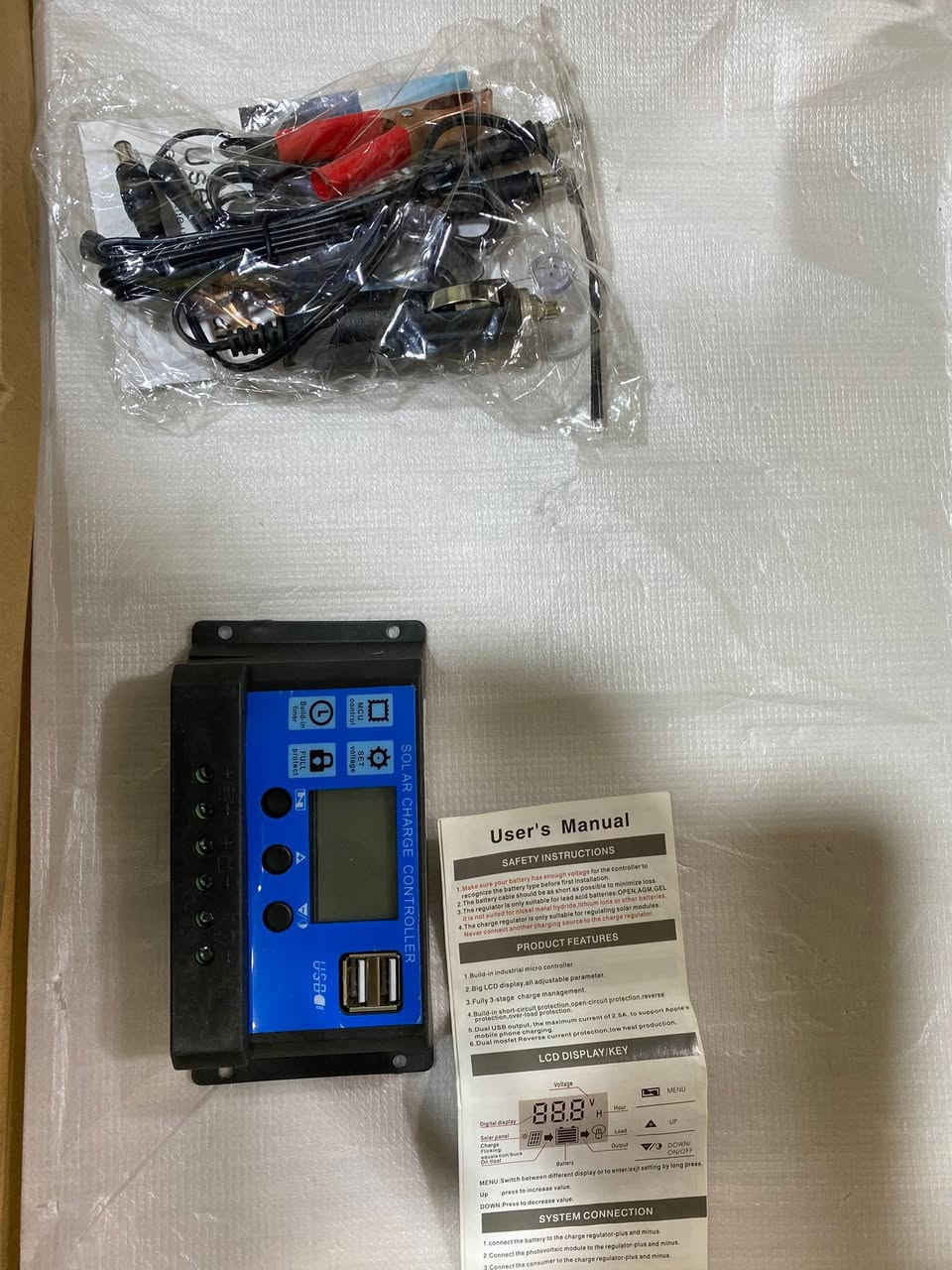 شحن بطارية سيارات لوح شمسي مع جميع ملحقاته
السعر ١٥


**إذا كنت صاحب هذا الإعلان وتريد حذفه لأي سبب، رجاءا أرسل رسالة إلى الدعم الفني**