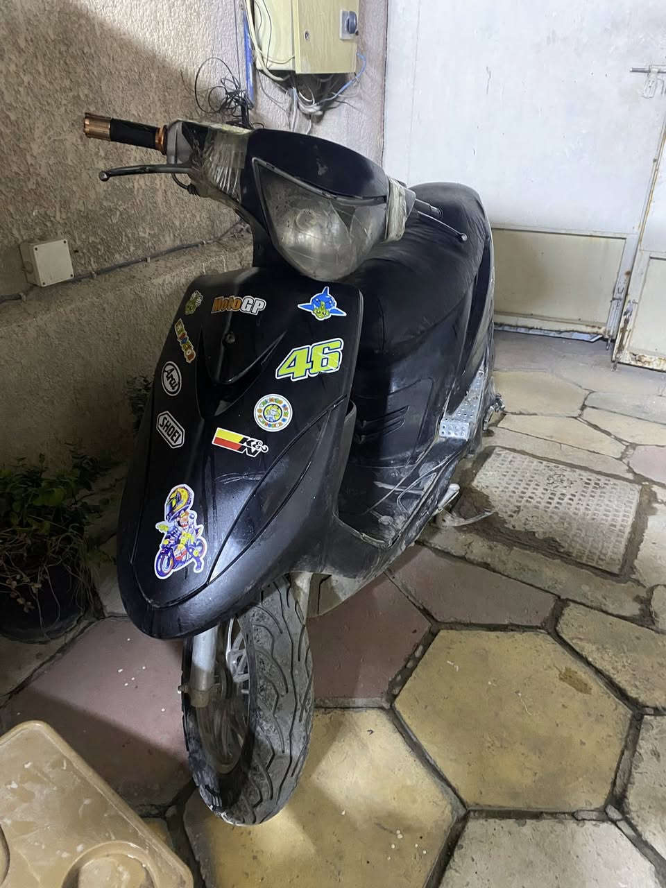 السلام عليكم عدله للبيع دراجه خير من الله شوفت عينك تشغيل نكره السلف بدون بانزين بس نكره ولهندر كذالك السعر ٦٠٠ وبيها مجال المكان بغداد الشعب شارع صحه الرقم ***********
