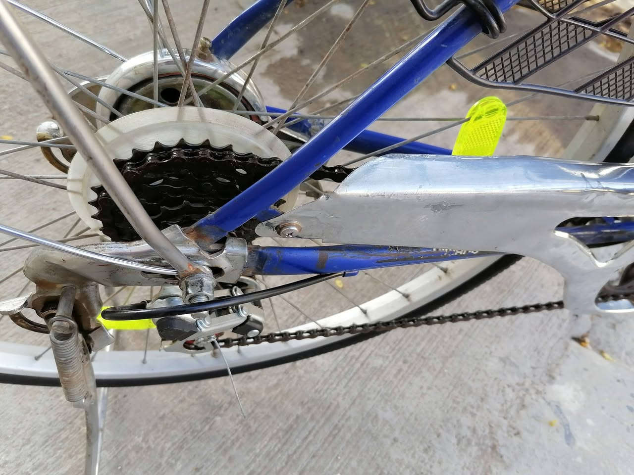 السلام عليكم باسكل للبيع حجم ٢٦ ياباني كير وحساس بريكات كله شغال سعر ٨٥ مكاني الاثورين الدوره ***********
