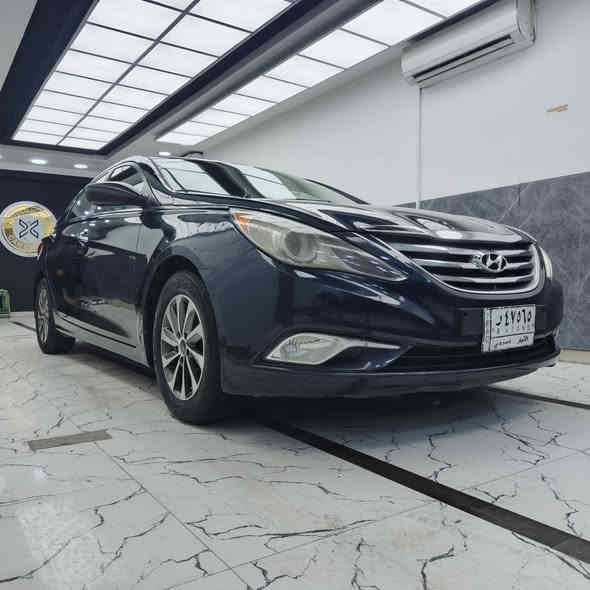 سوناتا موديل ٢٠١٢ وارد امريكي فول مواصفات ما عده الاسلايت 
ماشيه ١٣٨ ميل 
حادثها بنيد وجاملغ وبل عراق الباب الوره الصدر يعني ابيعلك ٣ قطع بدون دواخل
 رقم الانبار مشروح وطني تحويل مباشر سياره جاهزه
محرك ٢٠٠٠T تيربو
فول تحكم ستيرن 
حاكيه بلوتوث
نظام ABS
تبريد قطعتين
نظام ايكو 
محرك امعليله كازكيت از بس يعني انسه الدوانز 
تبريد تدفئه شغالات  وفول
سياره جاهزه وعلى ايدي 
نصبه فول واحلى من الصور 
عارضها ب٩٠$
مكاني بغداد الزعفرانية 
الاستفسار/***********
