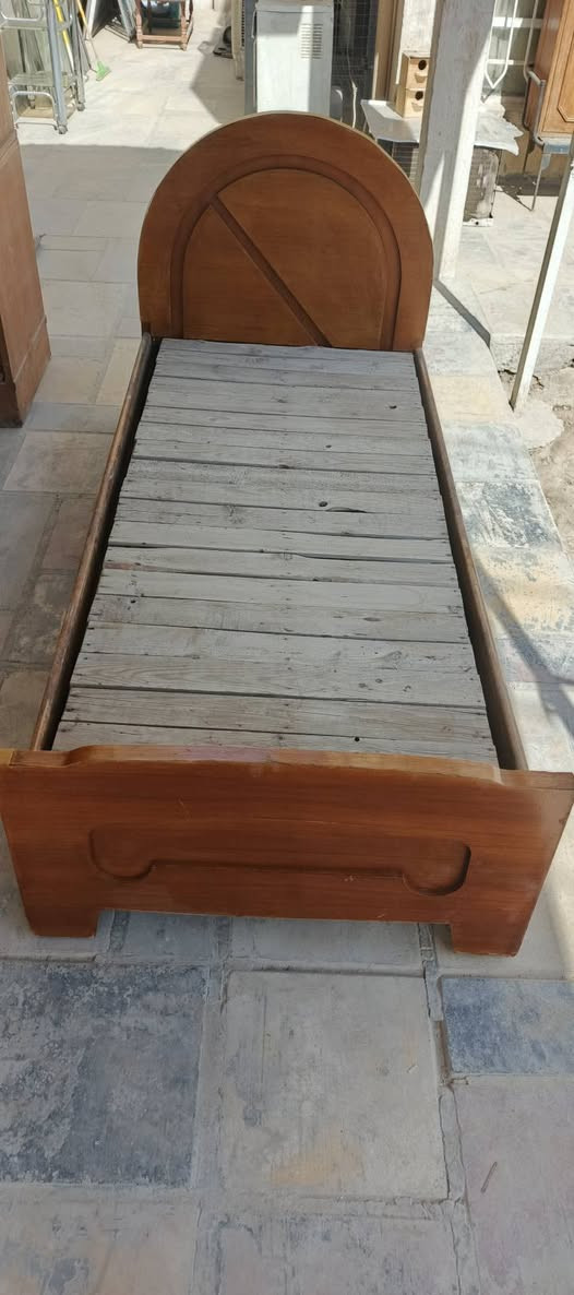 سلام عليكم جربايه أم نفر صاج نضيفه بغداد المشتل سعر 75وبيه مجال شراي خاص و تصل ***********بي وتساب
