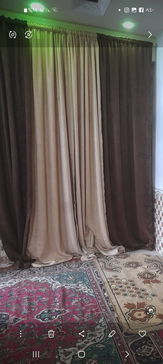 بردات للبيع الطول 3 امتار والعروض متر ونص الوحده وهايه العرض خمسه والطول اربعه امتار هاي الكبيره اللي يريد يراسلنه خاص
