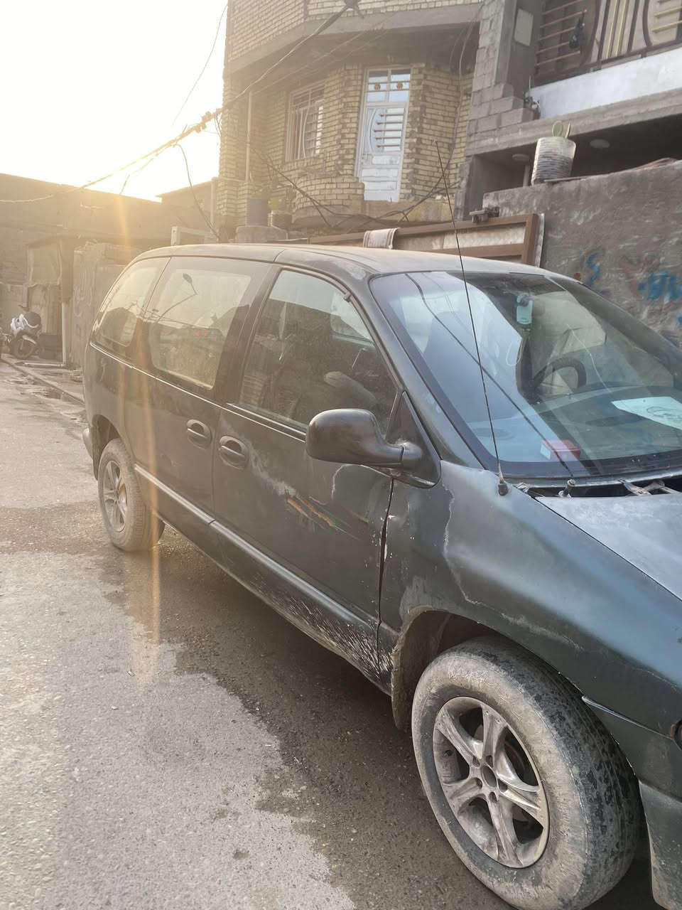 ‏سلام عليكم دوج￼ كرفان موديل 2000 رقم سليمانية للبيع مكاني بغداد الشعب حي البساتين رقم الهاتف استفسار ***********
