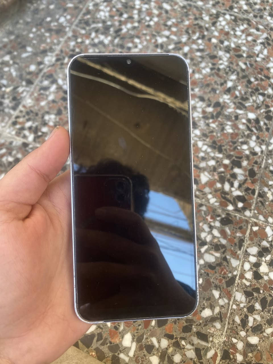 سلام عليكم  قراء كل شيء
( لا تجي تسألني رجاء والتوصيل ماكو  لا ادز ولا أدور شركات توصيل ) 

11 برو فقط ( بدون ايكلود ما بي )  فقط فشل تنشيط  

سامسونج 16A  ( امانه مادري شبي ). 

ايباد سامسونج  تاب فور  ( رمز + هاذ فطر في كلاس + زر هوم عاطل ) 

سامسونج S 6  او 7  ما متكد منا ( ماعرف شنو  بي طافي )

6 بلاس ( اشتغل علامة بطاريه حمراء فقط  اكثر من ثلاث ساعات  + يعني بطاريه منتهية  اصلن طلعتها من تلفون ) 

ايباد هواوي ( بدون بطاريه +  هاذ الاسق بسبب ضهر لا يوقع ) 

بورد 6  بلاس  ( شاصي موجود بدون شاشه او بطاريه ) 

الأسعار  بعض نهايته والبعض قابل للتفاوض  ( البيع الكل يختلف السعر ) البيع فردي هذن الاسعار 

11 75 نهايته  

16A  30 نهايته 

ايباد سامسونج  30 قابل التفاوض 

ايفون. 6 بلاس  15 قابل للتفاوض 

بورد 6 اس بلاس 10  قابل التفاوض 

ايباد الهواوي 15  قابل التفاوض 

سامسونج S 7  15 قابل التفاوض 

العنوان بغداد مدينة الصدر  

( رجاء تدخل توصيل ما رد عليك  والأسعار لي كاتب قابل للتفاوض  : تكدر تعامل. ولي كاتب نهايته هاذ سعرة من الأخير ) 

***********  ; متواجد واتساب او الخاص
