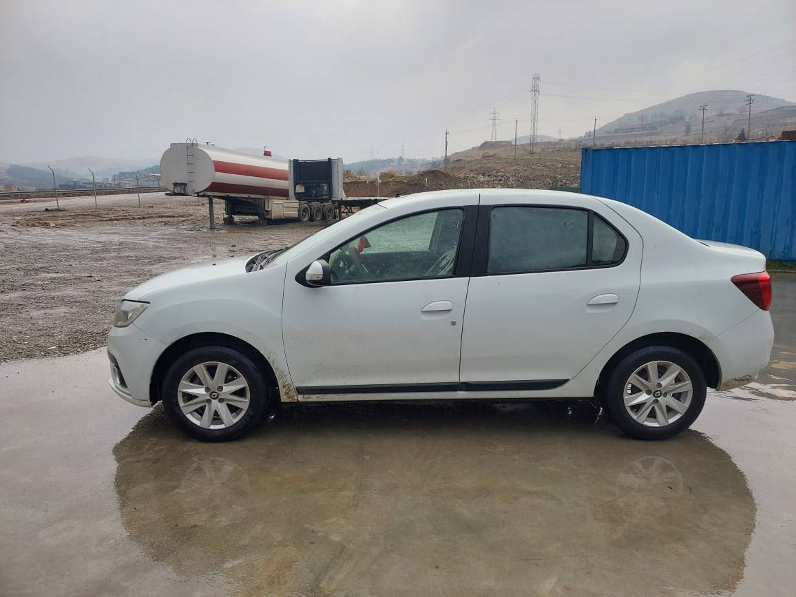 ڕینۆی سیمبوول 2017 
بێ بۆیاخ بێ داعم  چوارجام کارەبای چوارتاییە ی تازە 
سە نە وی تازە یە و تا 2029بەناوی خۆمانە وە یە  سە یارە یە کی پاکە و ماڵی دۆستە 
*********** السليمانية, العراق
